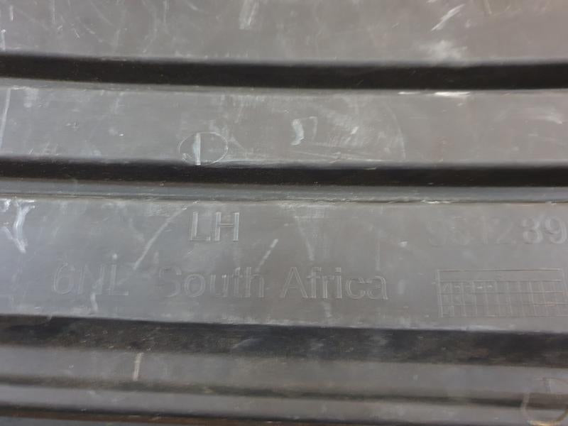 Original Used Volkswagen Polo Left Front Bumper Lower Air Guide Grille