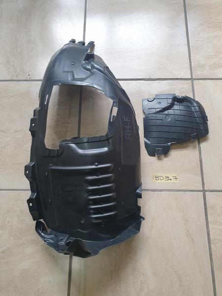 Mercedes-Benz Aftermarket Right Front Wheel Fender Liner Front Piece