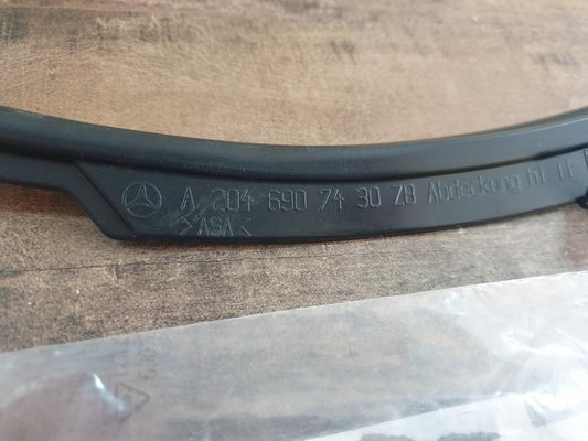 Original New Mercedes-Benz C-Class W204 Left Rear Wheel Arch Cover Piece