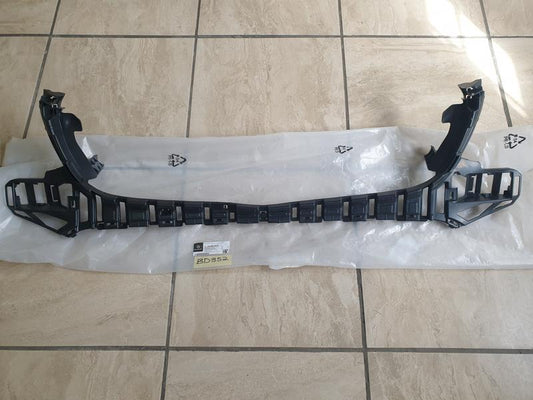 Original New Mercedes-Benz GLE W166 Front Bumper Centre Mount Bracket