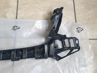 Original New Mercedes-Benz GLE W166 Front Bumper Centre Mount Bracket