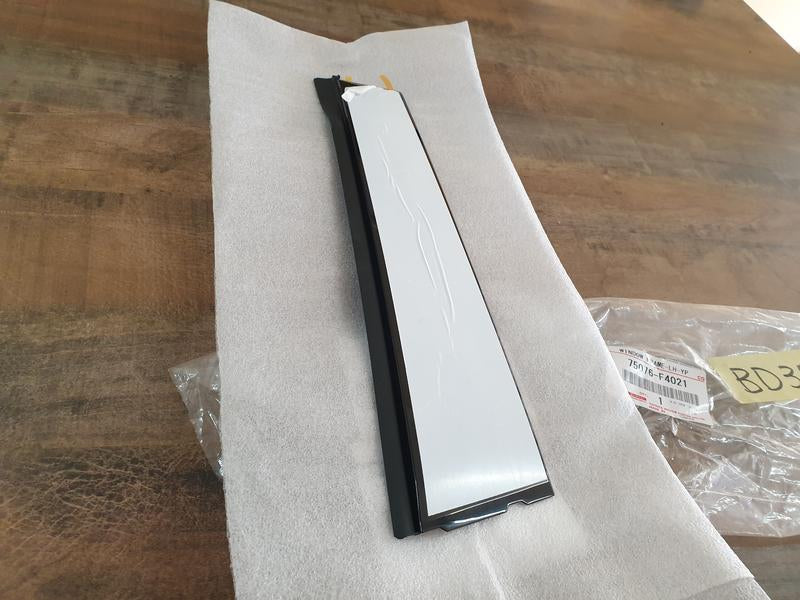Original New Toyota C-HR Left Rear Door Frame Moulding