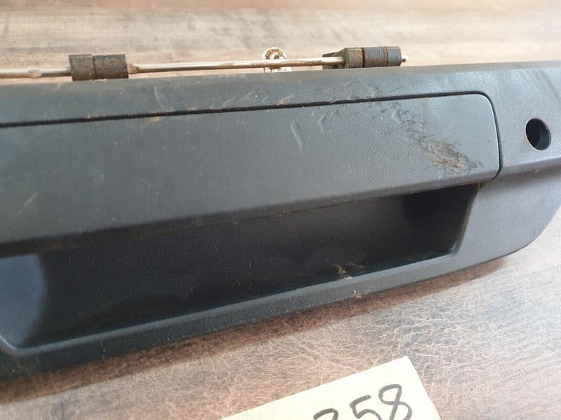 Original Used Toyota Hilux Tailgate Handle