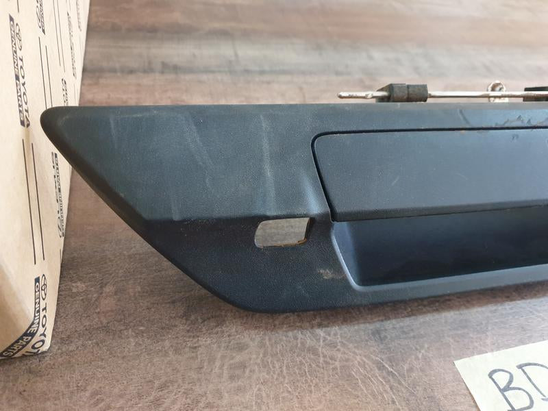 Original Used Toyota Hilux Tailgate Handle