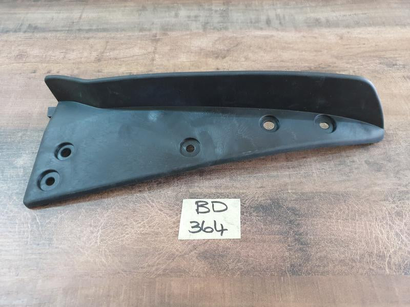 Original New Land Rover Range Rover Right Front Air Deflector Mudguard