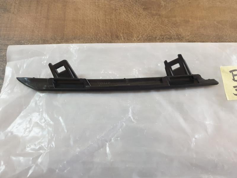 Original New Toyota Yaris Left Radiator Grille Trim