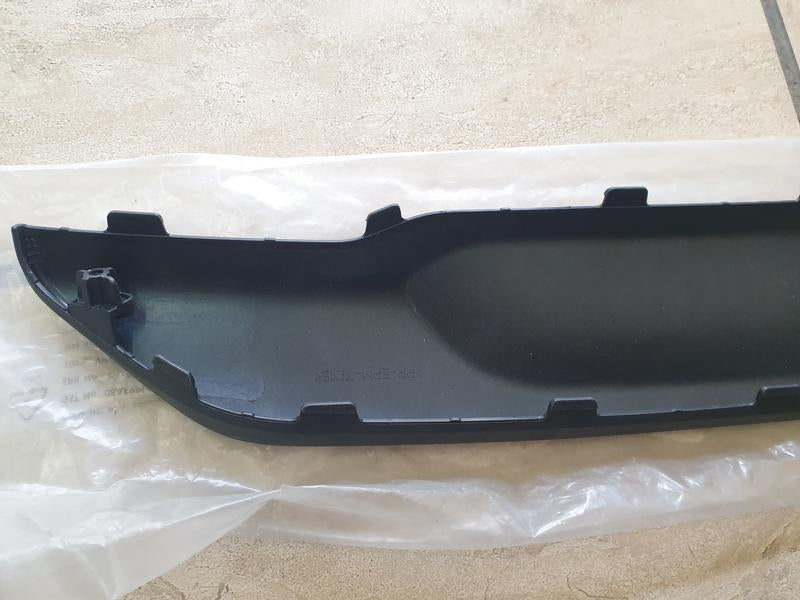 Original Used Suzuki Grand Vitara Toyota Urban Cruiser Front Bumper Lower Spoiler