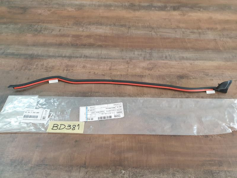 Original New BMW 3 Series Right Rear Door Front Seal