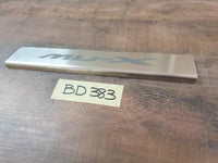Original New Isuzu MU-X LS Rear Door Step Plate