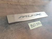 Original New Isuzu MU-X LS Rear Door Step Plate