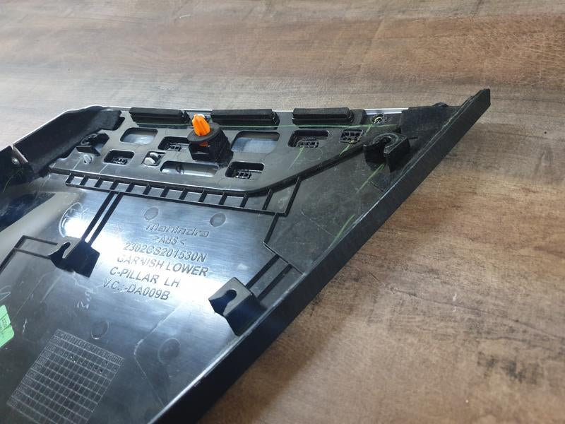 Original New Mahindra XUV 3XO Left Lower C-Pillar Cover