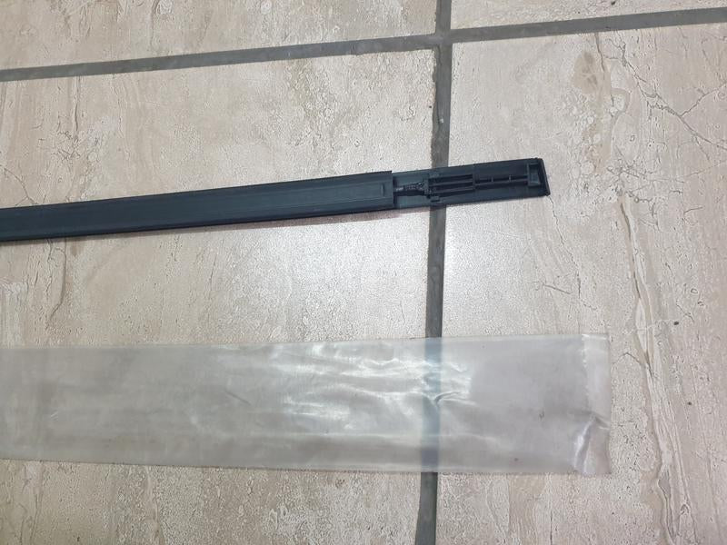 Original New Suzuki Ignis Right Roof Rain Channel
