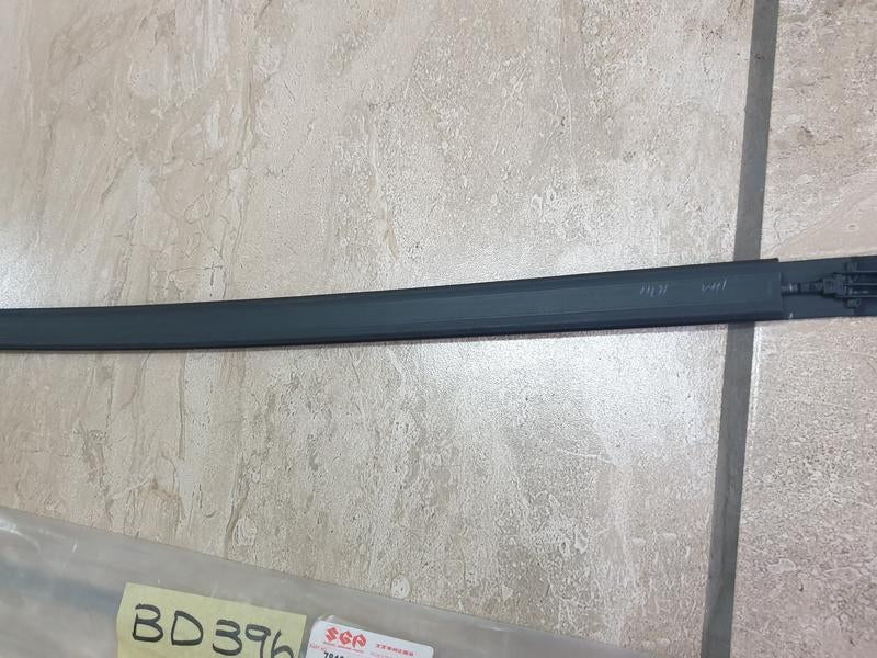 Original New Suzuki Ignis Left Roof Rain Channel