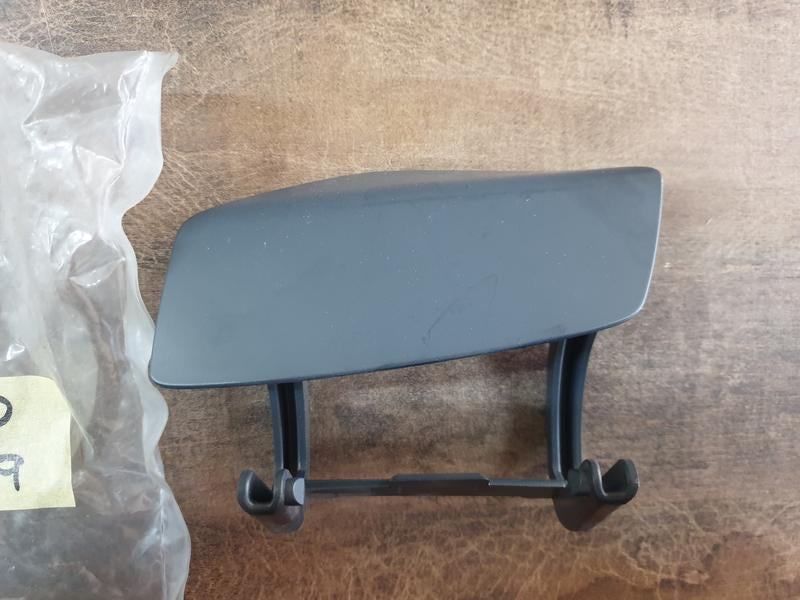 Original New Mercedes-Benz CLA W117 Left Front Headlight Washer Cover