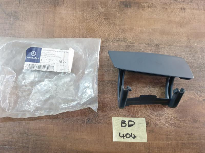 Original New Mercedes-Benz CLA W117 Right Front Headlight Washer Cover