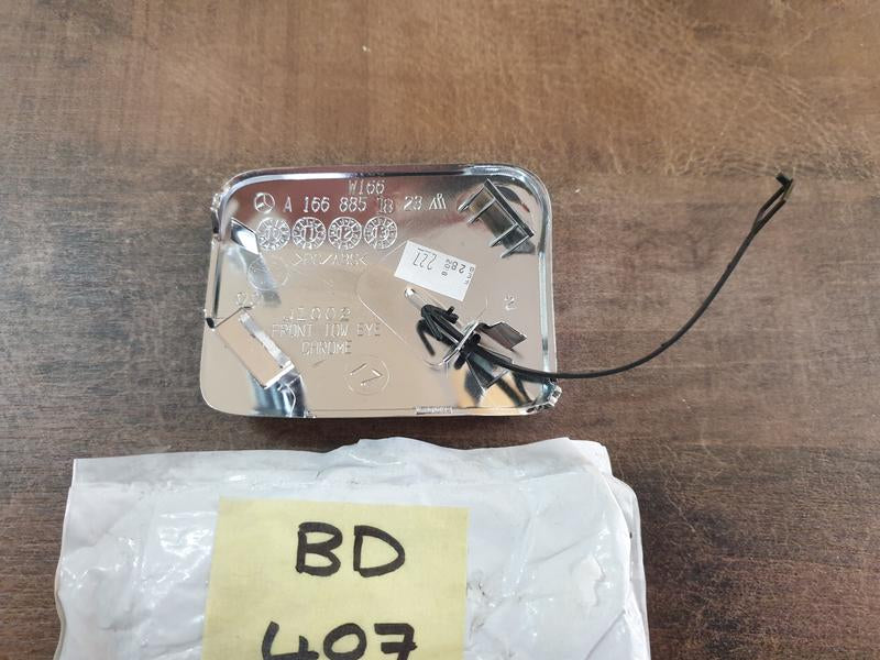Original New Mercedes-Benz GLE W166 Front Bumper Chrome Towing Eye Cover