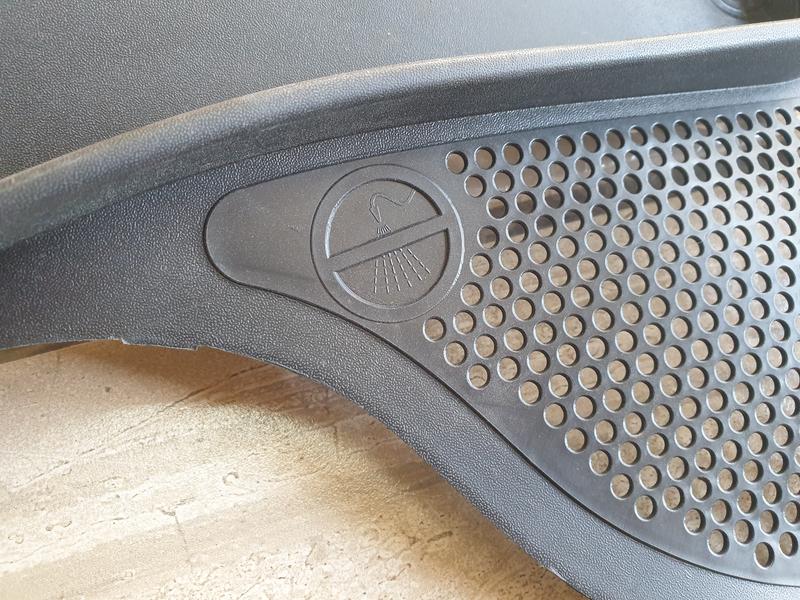 Volkswagen Aftermarket Polo Windshield Wiper Cowl Panel