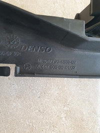 Original New Mercedes-Benz V-Class W447 Radiator Condensor Bracket