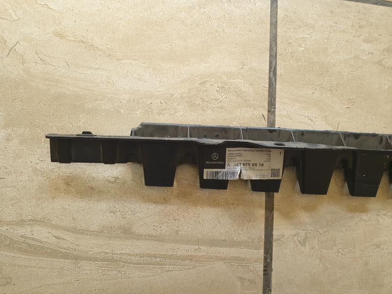 Original New Mercedes-Benz V-Class W447 Rear Bumper Centre Bracket Reinforcement