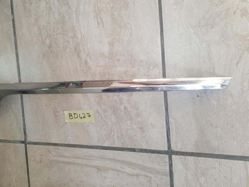 Original Used Toyota Fortuner Left Front Chrome Headlight Moulding