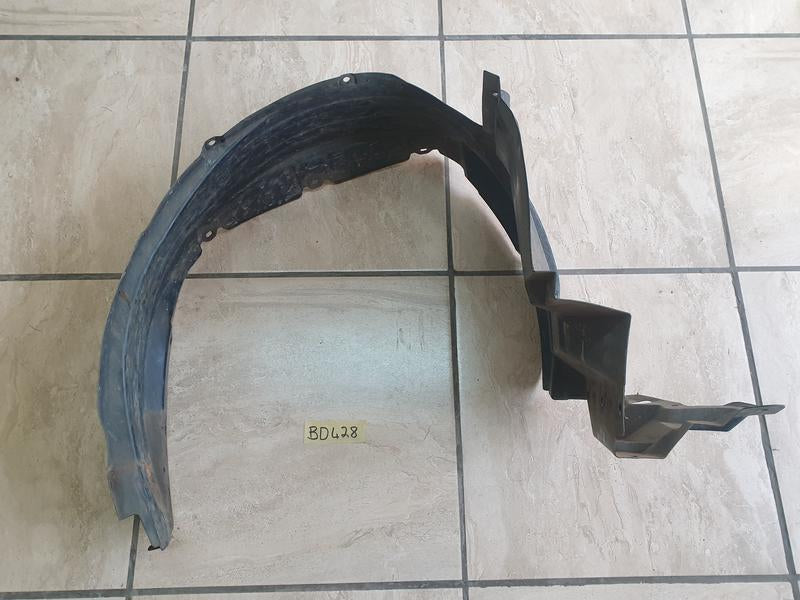 Original Used Toyota Fortuner Left Front Fender Liner