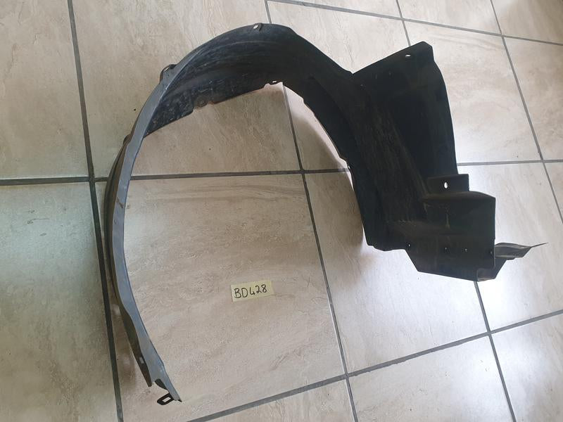 Original Used Toyota Fortuner Left Front Fender Liner