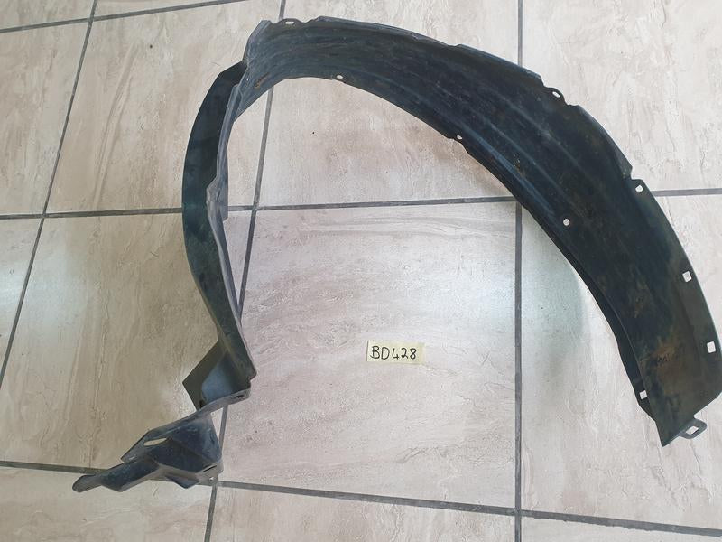Original Used Toyota Fortuner Left Front Fender Liner