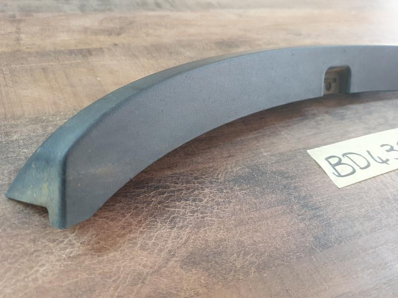 Original Used Toyota Fortuner Left Front Bumper Wheel Arch Cover