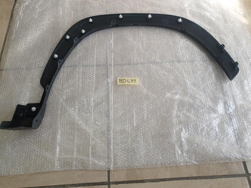 Original Used Toyota Corolla Cross Left Front Wheel Arch Moulding
