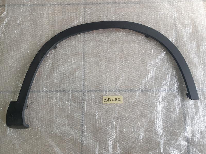 Original Used Omoda C5 Right Front Wheel Arch Moulding