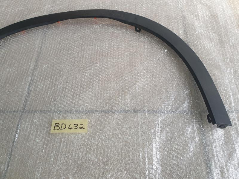 Original Used Omoda C5 Right Front Wheel Arch Moulding