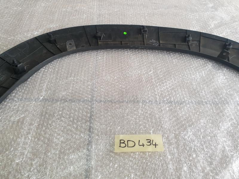 Original Used Renault Kiger Left Front Wheel Arch Moulding