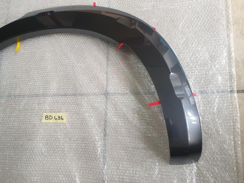 Original New Isuzu D-Max V-Cross Left Rear Wheel Arch Moulding
