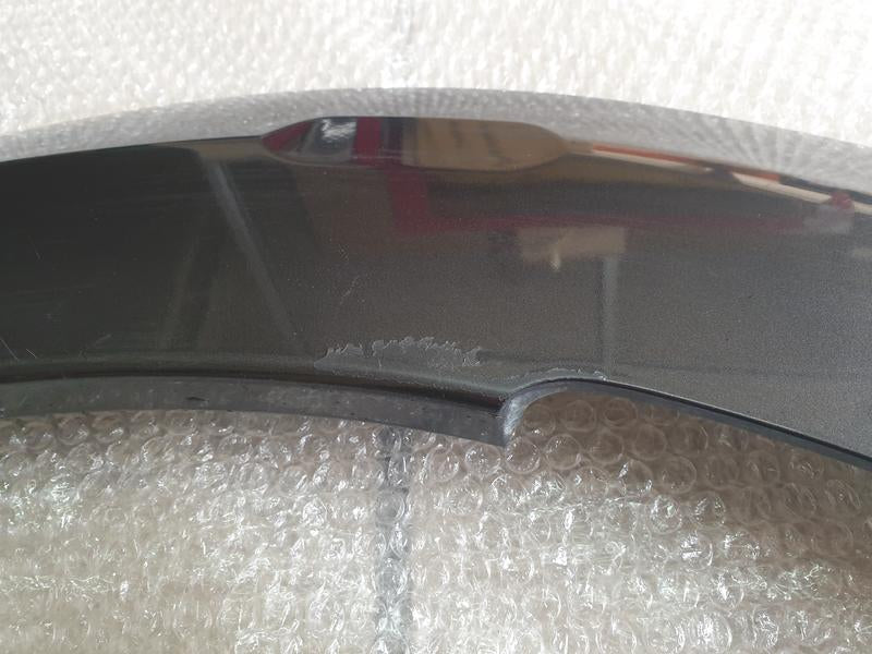 Original Used Isuzu D-Max V-Cross Left Front Wheel Arch Moulding