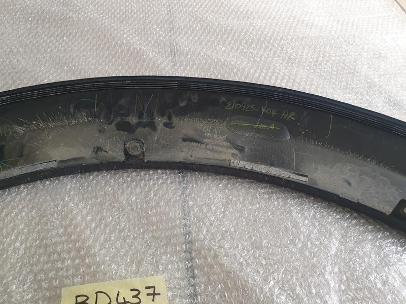 Original Used Isuzu D-Max V-Cross Left Front Wheel Arch Moulding