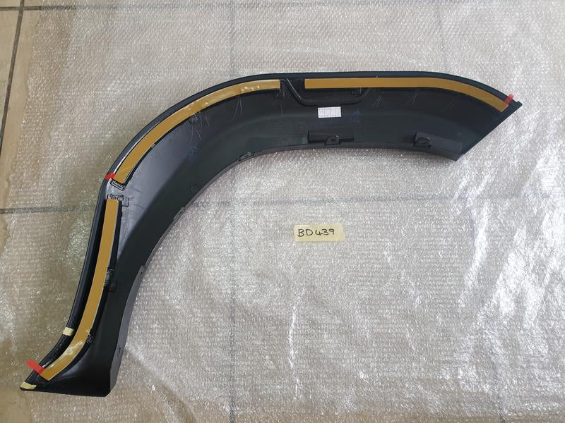Original New Toyota Hilux Left Front Wheel Arch Moulding