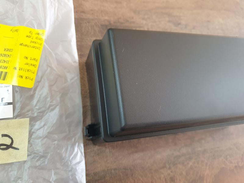 Original New Nissan X-Trail Relay Fuse Box Upper Cover