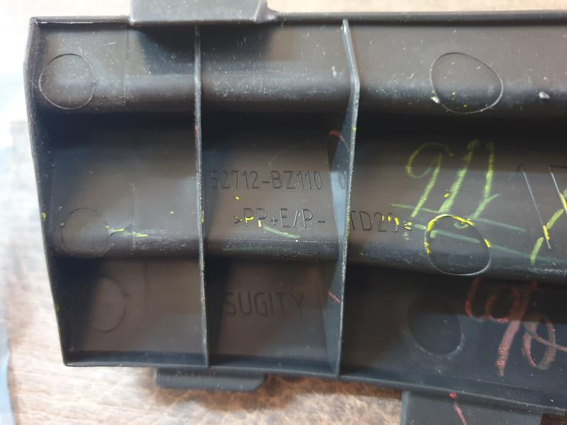 Original New Toyota Avanza Right Front Bumper Moulding