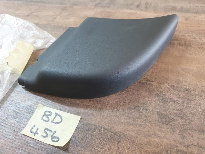 Original New Toyota Hilux Right Rear Bumper Corner Plate