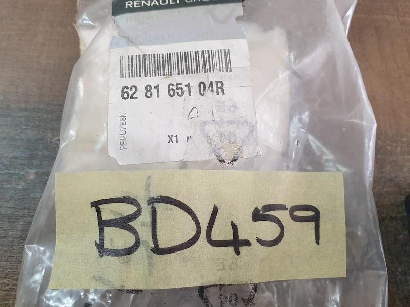 Original New Renault Clio Right Front Bumper Bracket