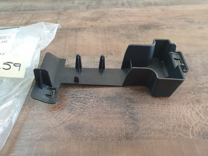 Original New Renault Clio Right Front Bumper Bracket
