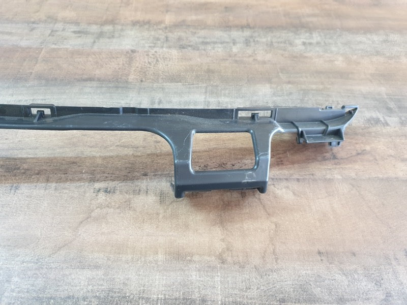 Original New Mercedes-Benz GLC C254 X254 Front Bumper Centre Mount Bracket
