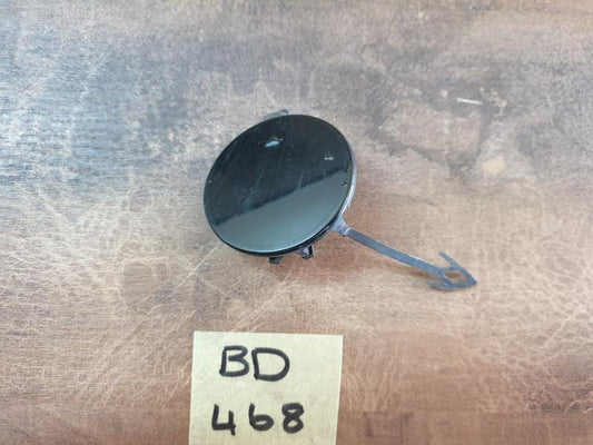 Original Used Kia Pegas Front Bumper Towing Eye Cover