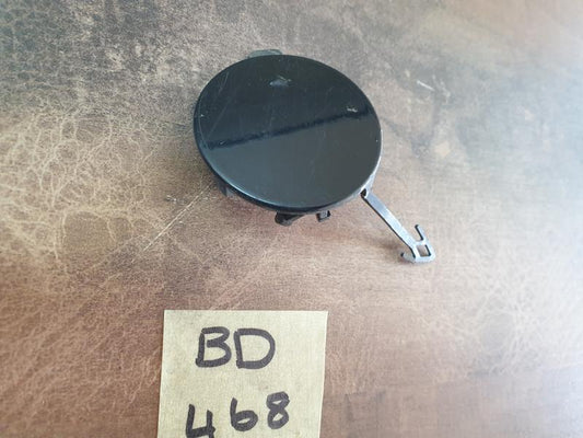 Original Used Kia Pegas Front Bumper Towing Eye Cover