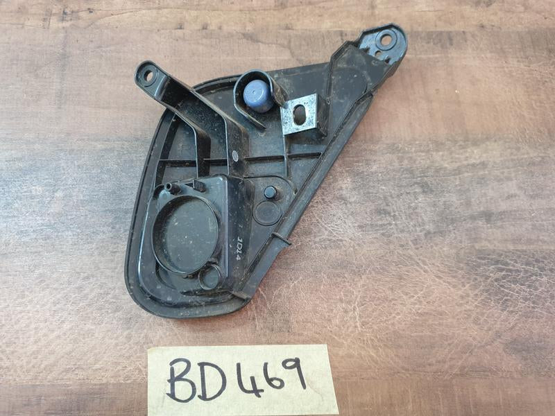Original Used Mitsubishi Eclipse Cross Right Rear Bumper Reflector