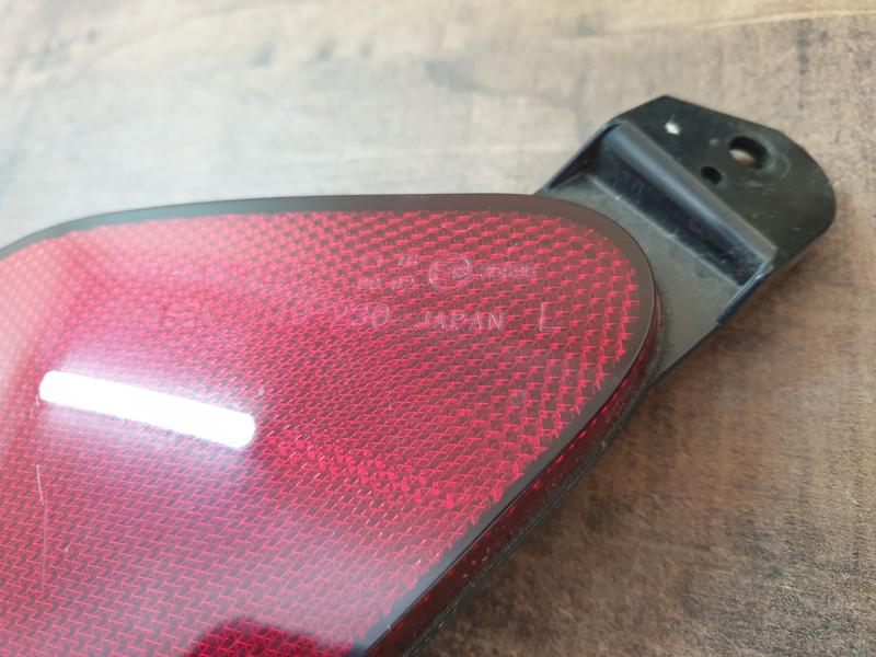 Original Used Mitsubishi Eclipse Cross Left Rear Bumper Reflector