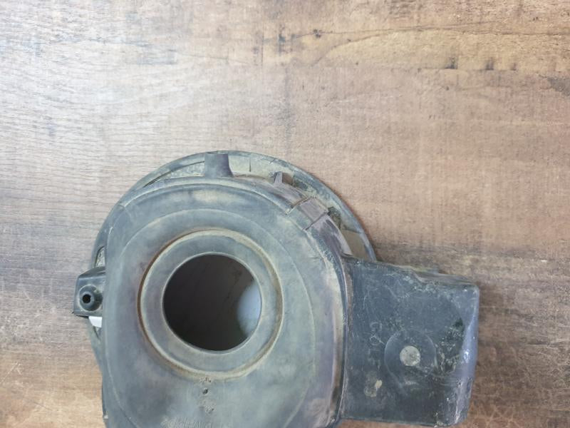 Original Used Volkswagen Golf V Fuel Tank Filler Door Cap