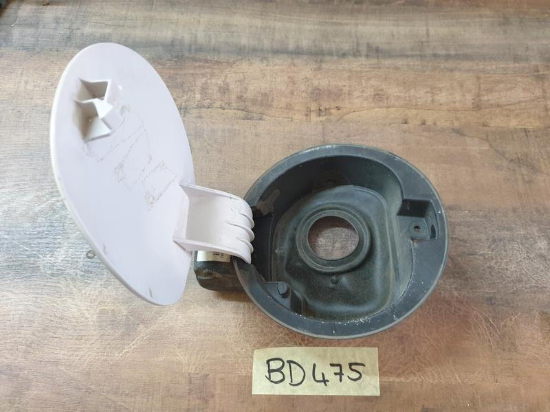 Original Used Volkswagen Golf V Fuel Tank Filler Door Cap