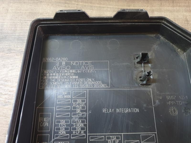 Original Used Toyota Corolla Cross Relay Block Fuse Box Upper Cover
