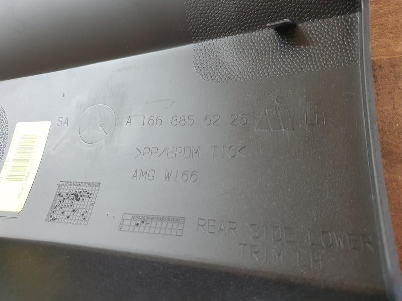 Original New Mercedes-Benz ML 63 AMG Left Rear Lower Bumper Trim Moulding